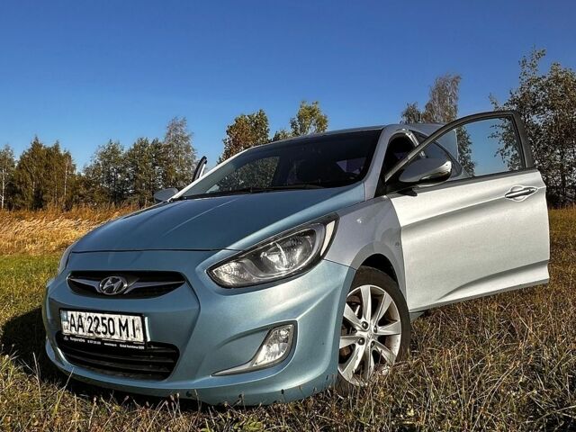 Синий Хендай Акцент, объемом двигателя 1.6 л и пробегом 174 тыс. км за 6800 $, фото 1 на Automoto.ua