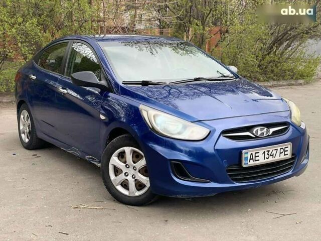 Синий Хендай Акцент, объемом двигателя 1.4 л и пробегом 160 тыс. км за 5700 $, фото 1 на Automoto.ua