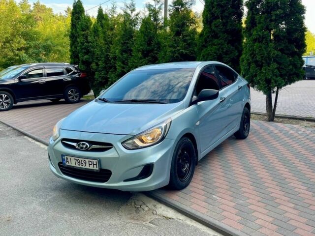 Синий Хендай Акцент, объемом двигателя 1.4 л и пробегом 243 тыс. км за 5500 $, фото 1 на Automoto.ua