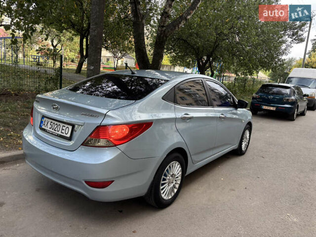 Синій Хендай Акцент, об'ємом двигуна 1.4 л та пробігом 132 тис. км за 6600 $, фото 1 на Automoto.ua