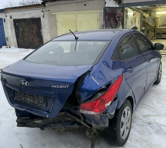 Синій Хендай Акцент, об'ємом двигуна 0.14 л та пробігом 150 тис. км за 500 $, фото 1 на Automoto.ua