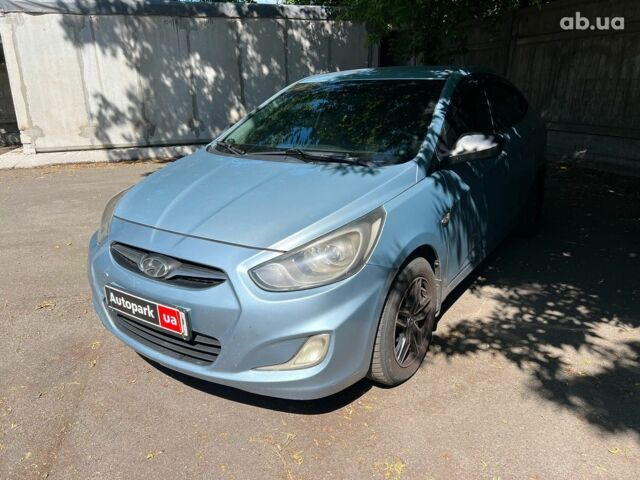 Синій Хендай Акцент, об'ємом двигуна 1.4 л та пробігом 165 тис. км за 6990 $, фото 1 на Automoto.ua