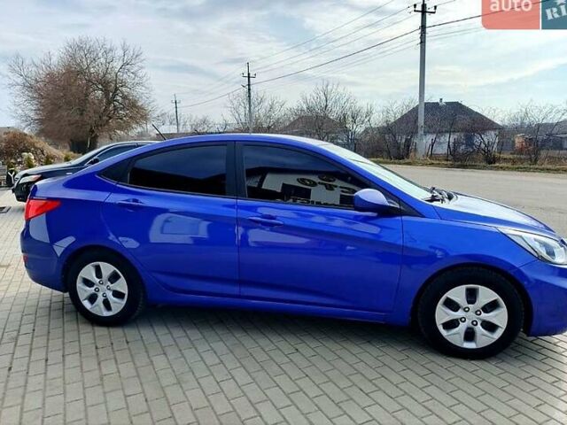 Синий Хендай Акцент, объемом двигателя 1.6 л и пробегом 258 тыс. км за 7800 $, фото 1 на Automoto.ua