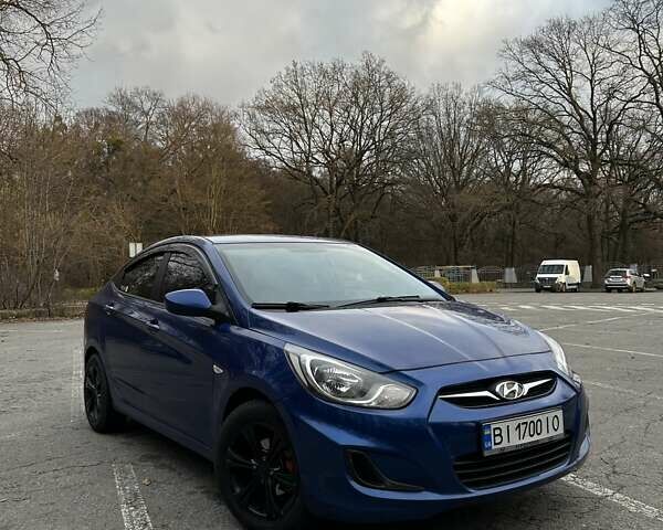 Синий Хендай Акцент, объемом двигателя 1.4 л и пробегом 146 тыс. км за 6600 $, фото 1 на Automoto.ua