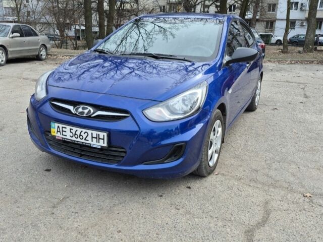 Синий Хендай Акцент, объемом двигателя 1.4 л и пробегом 94 тыс. км за 8500 $, фото 1 на Automoto.ua