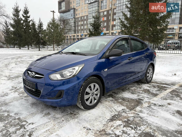 Синий Хендай Акцент, объемом двигателя 1.4 л и пробегом 143 тыс. км за 6500 $, фото 1 на Automoto.ua