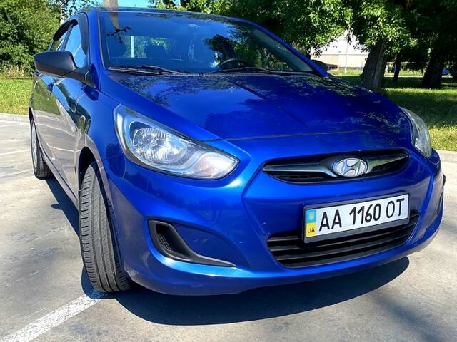 Синий Хендай Акцент, объемом двигателя 1.4 л и пробегом 230 тыс. км за 6300 $, фото 1 на Automoto.ua