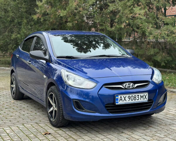 Синий Хендай Акцент, объемом двигателя 1.4 л и пробегом 189 тыс. км за 6750 $, фото 1 на Automoto.ua