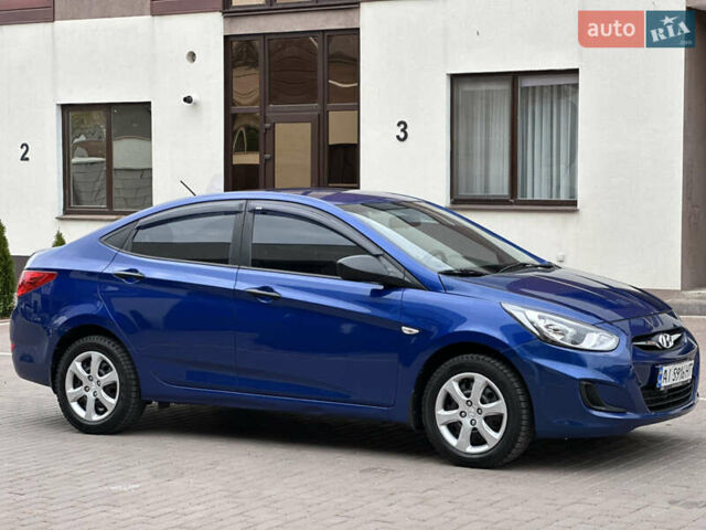 Синий Хендай Акцент, объемом двигателя 1.4 л и пробегом 67 тыс. км за 7800 $, фото 1 на Automoto.ua