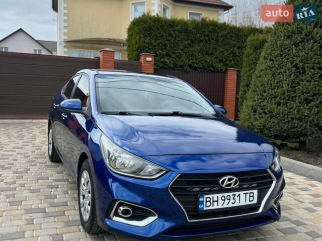 Синий Хендай Акцент, объемом двигателя 1.59 л и пробегом 100 тыс. км за 10200 $, фото 1 на Automoto.ua