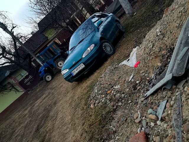 Зеленый Хендай Акцент, объемом двигателя 1.3 л и пробегом 135 тыс. км за 1000 $, фото 1 на Automoto.ua