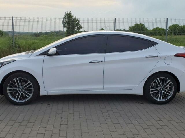 Білий Хендай Аванте, об'ємом двигуна 1.6 л та пробігом 44 тис. км за 13000 $, фото 1 на Automoto.ua