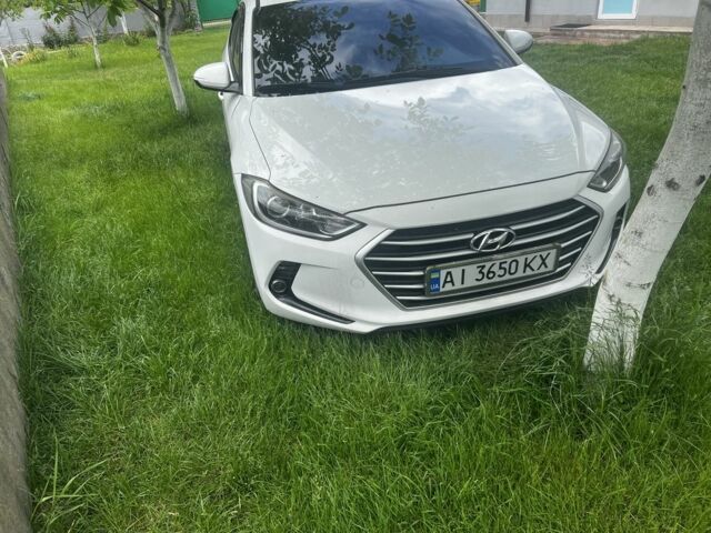 Білий Хендай Аванте, об'ємом двигуна 0 л та пробігом 177 тис. км за 11500 $, фото 1 на Automoto.ua