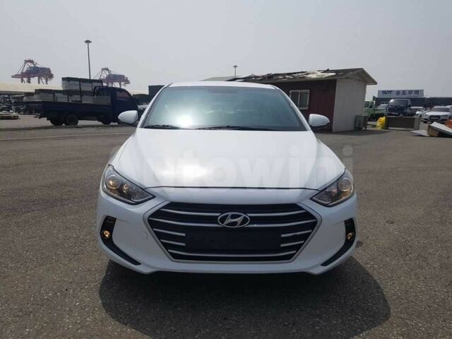 Белый Хендай Аванте, объемом двигателя 0 л и пробегом 83 тыс. км за 13370 $, фото 1 на Automoto.ua