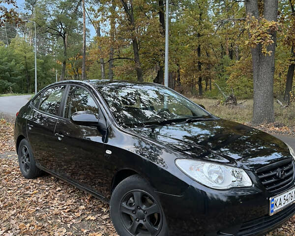 Черный Хендай Аванте, объемом двигателя 1.6 л и пробегом 154 тыс. км за 6000 $, фото 1 на Automoto.ua