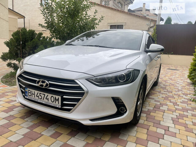 Хендай Аванте, об'ємом двигуна 1.6 л та пробігом 138 тис. км за 14500 $, фото 1 на Automoto.ua