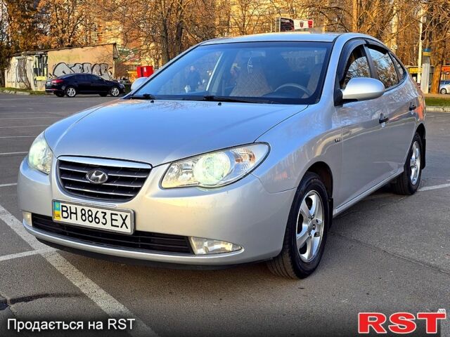 Серый Хендай Аванте, объемом двигателя 1.6 л и пробегом 172 тыс. км за 5800 $, фото 1 на Automoto.ua