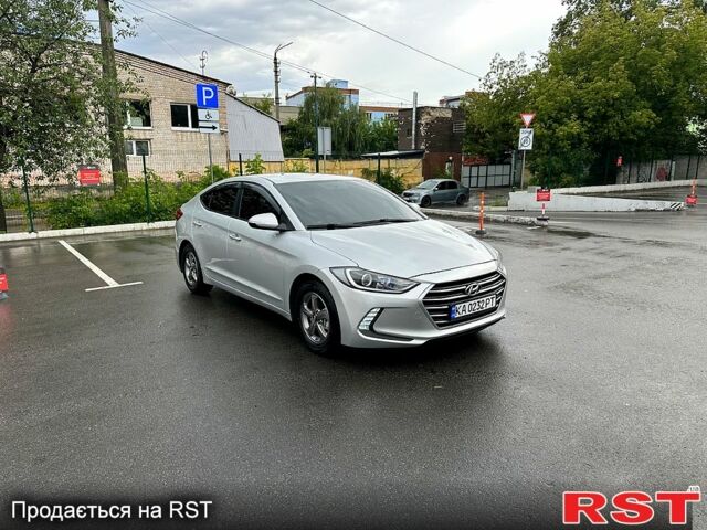 Сірий Хендай Аванте, об'ємом двигуна 1.6 л та пробігом 191 тис. км за 9000 $, фото 1 на Automoto.ua