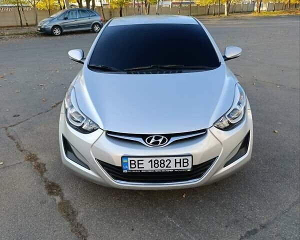 Сірий Хендай Аванте, об'ємом двигуна 1.59 л та пробігом 235 тис. км за 9000 $, фото 1 на Automoto.ua