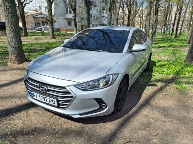 Сірий Хендай Аванте, об'ємом двигуна 1.6 л та пробігом 300 тис. км за 11000 $, фото 1 на Automoto.ua
