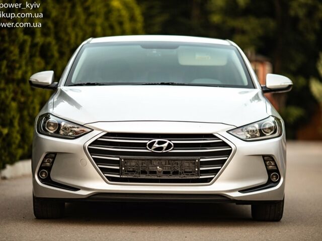 Сірий Хендай Аванте, об'ємом двигуна 1.6 л та пробігом 45 тис. км за 13200 $, фото 1 на Automoto.ua