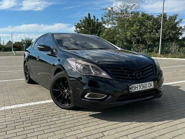 Чорний Хендай Азера, об'ємом двигуна 3 л та пробігом 179 тис. км за 7500 $, фото 1 на Automoto.ua