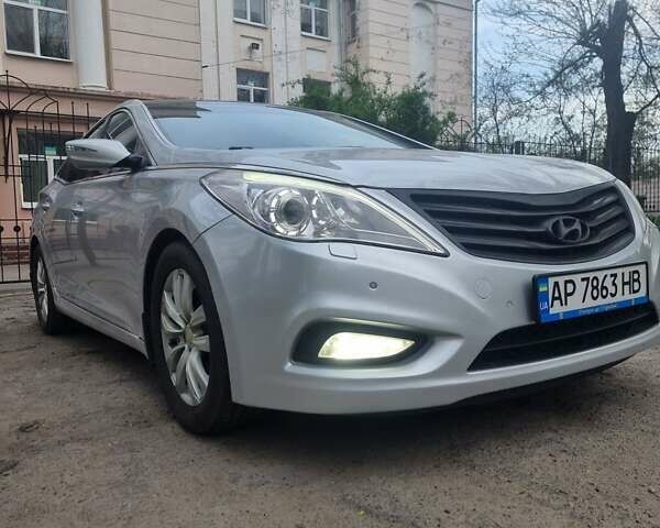 Хендай Азера, об'ємом двигуна 3 л та пробігом 172 тис. км за 13800 $, фото 1 на Automoto.ua