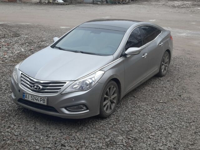Серый Хендай Азера, объемом двигателя 3 л и пробегом 212 тыс. км за 8500 $, фото 1 на Automoto.ua
