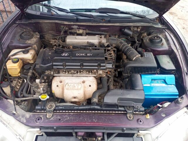 Фиолетовый Хендай Купе, объемом двигателя 2 л и пробегом 3 тыс. км за 2300 $, фото 1 на Automoto.ua