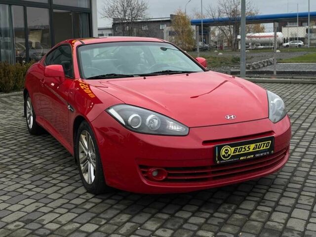 Красный Хендай Купе, объемом двигателя 2 л и пробегом 170 тыс. км за 6500 $, фото 1 на Automoto.ua