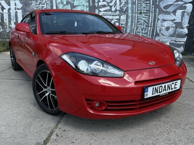 Красный Хендай Купе, объемом двигателя 2 л и пробегом 267 тыс. км за 6300 $, фото 1 на Automoto.ua