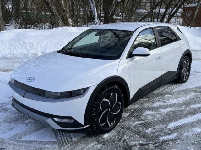 Белый Хендай Другая, объемом двигателя 0 л и пробегом 75 тыс. км за 20000 $, фото 1 на Automoto.ua