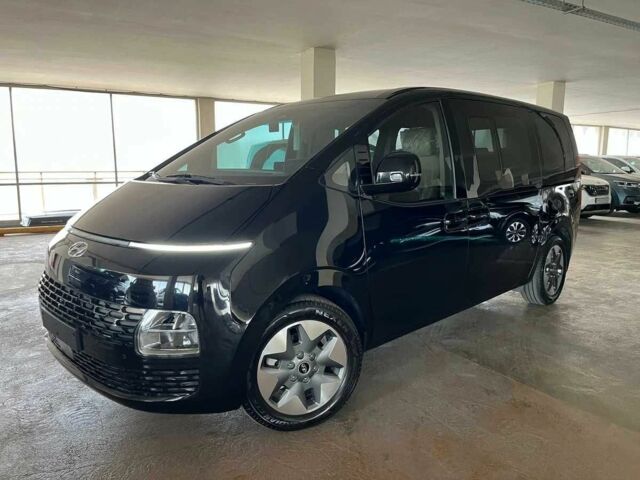 Чорний Хендай Інша, об'ємом двигуна 2.2 л та пробігом 68 тис. км за 32000 $, фото 1 на Automoto.ua