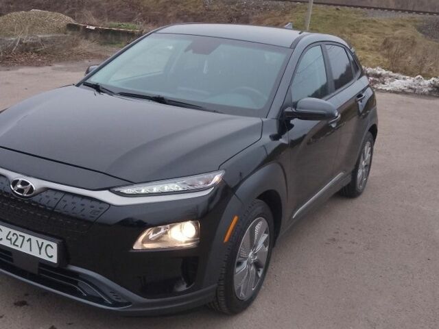 Чорний Хендай Інша, об'ємом двигуна 0 л та пробігом 115 тис. км за 16000 $, фото 1 на Automoto.ua