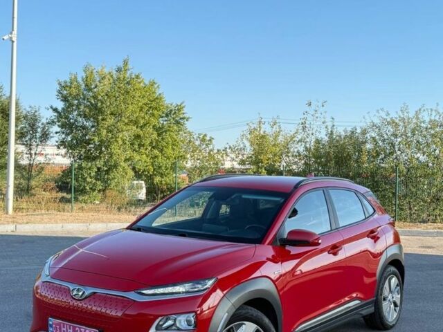 Червоний Хендай Інша, об'ємом двигуна 0 л та пробігом 74 тис. км за 17400 $, фото 1 на Automoto.ua
