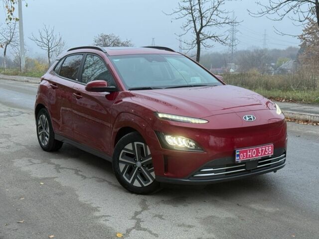 Красный Хендай Другая, объемом двигателя 0 л и пробегом 104 тыс. км за 20999 $, фото 1 на Automoto.ua