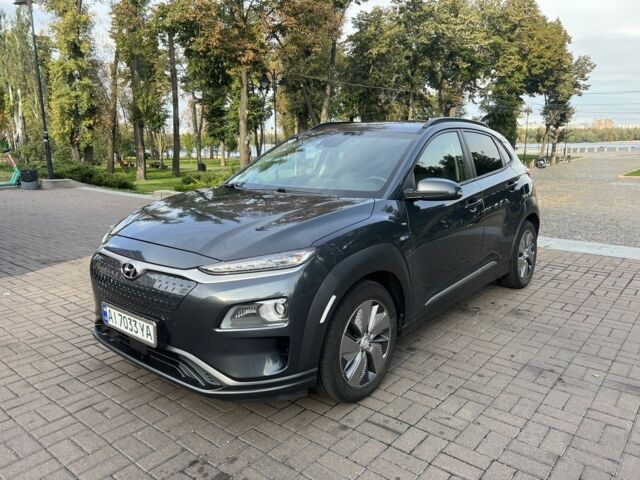 Серый Хендай Другая, объемом двигателя 0 л и пробегом 113 тыс. км за 16500 $, фото 1 на Automoto.ua