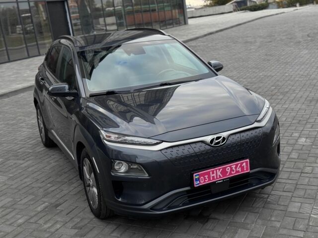 Серый Хендай Другая, объемом двигателя 0 л и пробегом 88 тыс. км за 18700 $, фото 1 на Automoto.ua