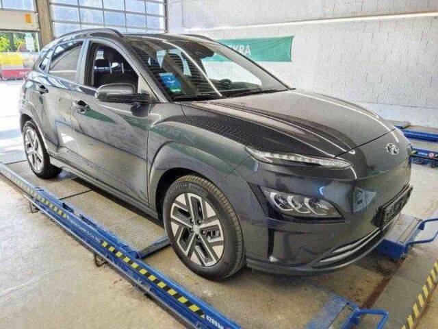 Серый Хендай Другая, объемом двигателя 0 л и пробегом 25 тыс. км за 17543 $, фото 1 на Automoto.ua