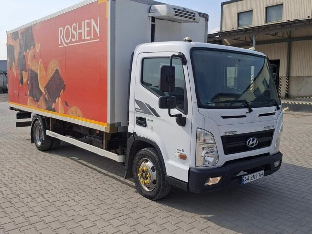 Белый Хендай EX8, объемом двигателя 3.93 л и пробегом 180 тыс. км за 29500 $, фото 1 на Automoto.ua