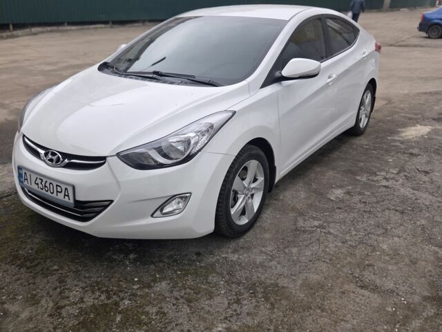 Білий Хендай Елантра, об'ємом двигуна 1.8 л та пробігом 130 тис. км за 10700 $, фото 1 на Automoto.ua
