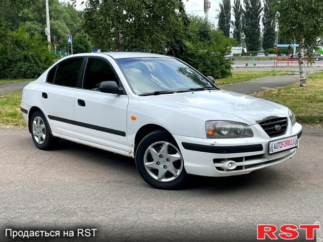 Белый Хендай Элантра, объемом двигателя 1.6 л и пробегом 283 тыс. км за 2790 $, фото 1 на Automoto.ua