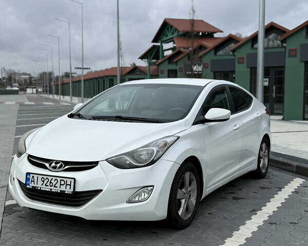 Білий Хендай Елантра, об'ємом двигуна 1.8 л та пробігом 252 тис. км за 7200 $, фото 1 на Automoto.ua