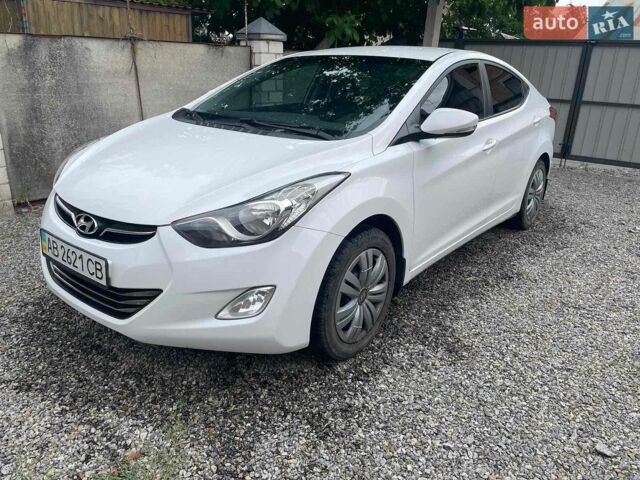 Білий Хендай Елантра, об'ємом двигуна 1.8 л та пробігом 98 тис. км за 11000 $, фото 1 на Automoto.ua