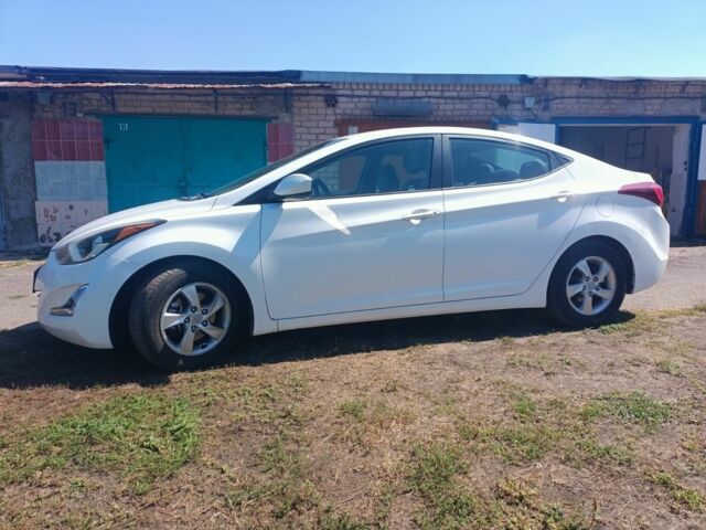 Белый Хендай Элантра, объемом двигателя 1.8 л и пробегом 175 тыс. км за 8700 $, фото 1 на Automoto.ua