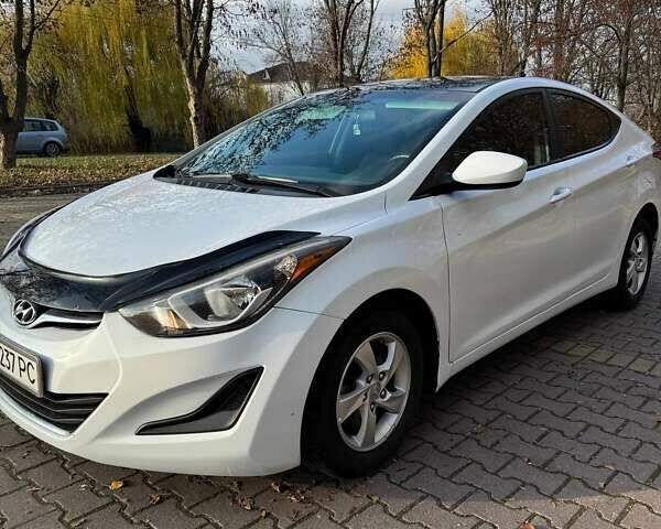 Білий Хендай Елантра, об'ємом двигуна 1.8 л та пробігом 155 тис. км за 7400 $, фото 1 на Automoto.ua