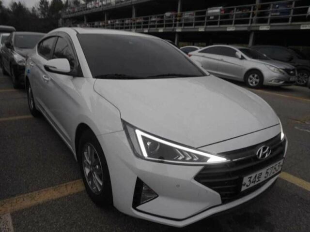 Белый Хендай Элантра, объемом двигателя 1.6 л и пробегом 23 тыс. км за 6500 $, фото 1 на Automoto.ua