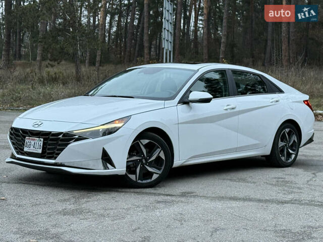 Білий Хендай Елантра, об'ємом двигуна 0 л та пробігом 55 тис. км за 18600 $, фото 1 на Automoto.ua