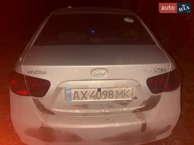 Бежевий Хендай Елантра, об'ємом двигуна 1.59 л та пробігом 250 тис. км за 4600 $, фото 1 на Automoto.ua