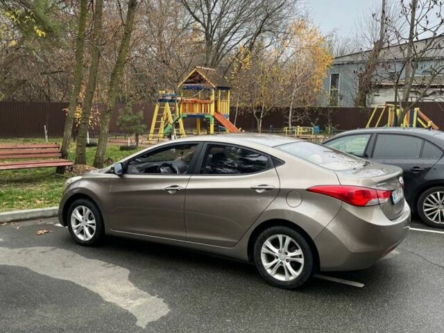 Бежевий Хендай Елантра, об'ємом двигуна 1.8 л та пробігом 164 тис. км за 9100 $, фото 1 на Automoto.ua